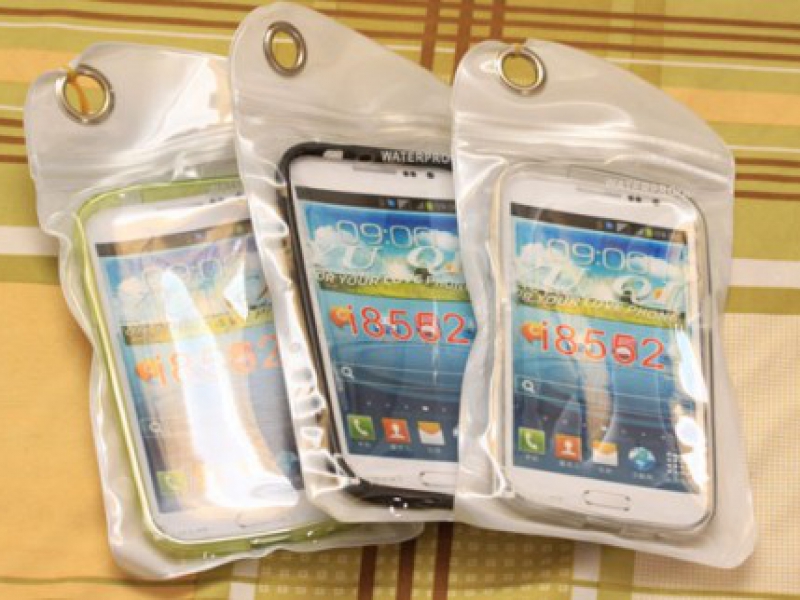 Ốp lưng silicon cho Samsung i8552 + túi chống nước cho điện thoại
